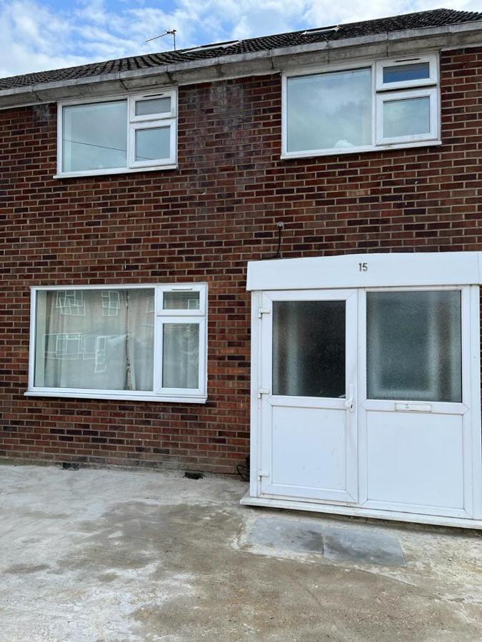 Good Priced Single Rooms In Hayes Northolt  Exterior photo
